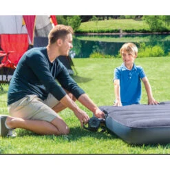 GONFLEUR ELECTRIQUE RECHARGEABLE 12 ET 230 VOLTS INTEX -Adventure Des Vagues Boutique gonfleur electrique rechargeable 12 et 230 volts intex 4