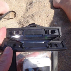 POCHETTE ETANCHE SMARTPHONE SEAWAG ROSE -Adventure Des Vagues Boutique pochette etanche smartphone seawag rose 4