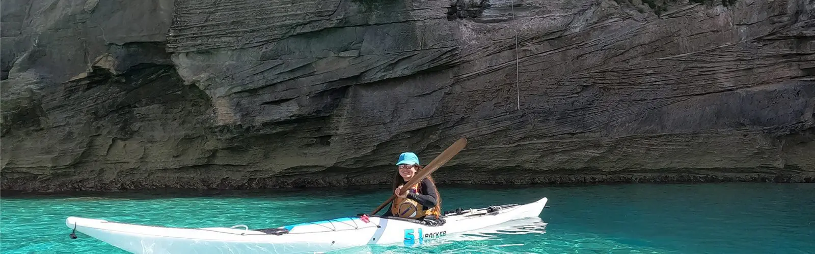 Adventure Des Vagues Boutique 2 Adventure Des Vagues Boutique -Adventure Des Vagues Boutique home banner 1920x600 2.jpg